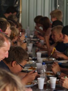 Mittagessen auf dem Bauernhof Hänel