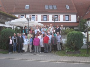 Am letzten Tag ging es nach einem Gruppenbild der Fahrtteilnehmer, wieder zurück nach Leihgestern.   